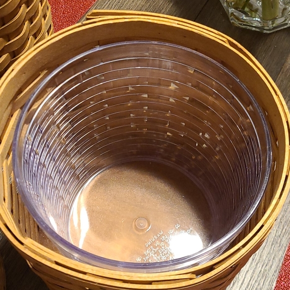 Longaberger canister set plus 1 extra basket - Picture 3 of 4